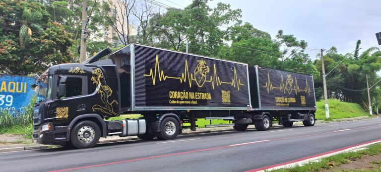 Caminhão Coração - ALTA